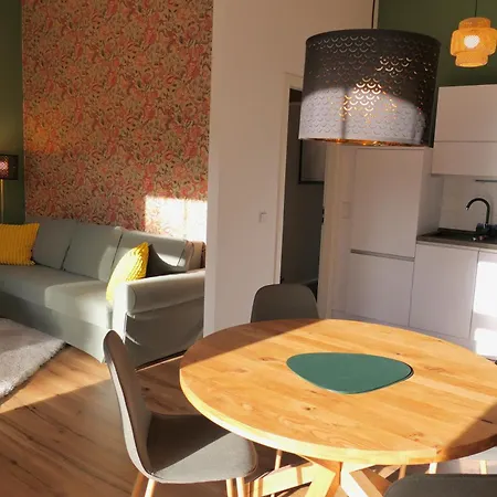 아파트 Karl Kassberg Mit Sonnigem Balkon