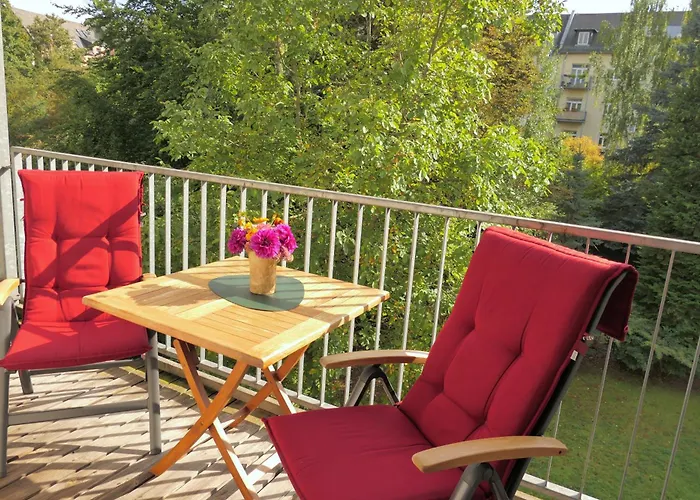 Karl Kassberg Mit Sonnigem Balkon *